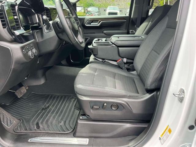 2026 Chevrolet Silverado 1500 Crew Cab Short Box 4-Wheel Drive RST