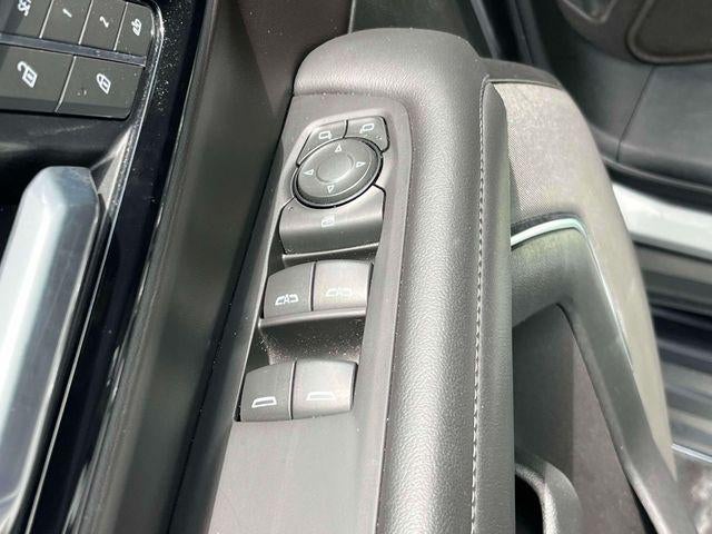 2025 Chevrolet Tahoe 4WD LT