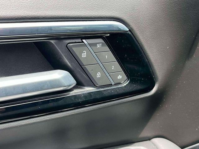 2025 Chevrolet Tahoe 4WD LT