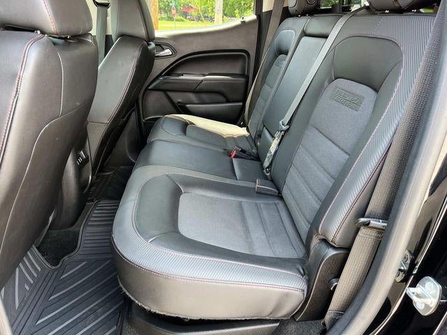 2016 GMC Canyon Crew Cab Short Box 4-Wheel Drive SLE