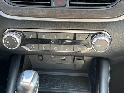 2024 Nissan Altima 2.5 SV Sedan