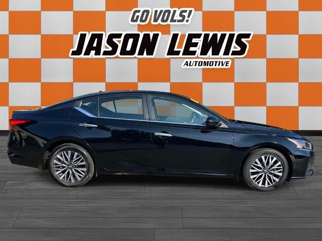 2024 Nissan Altima 2.5 SV Sedan