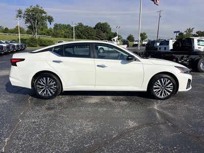 2025 Nissan Altima SV AWD