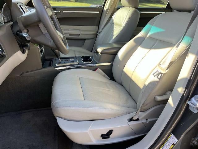 2008 Chrysler 300-Series 4dr Sdn 300 Touring RWD