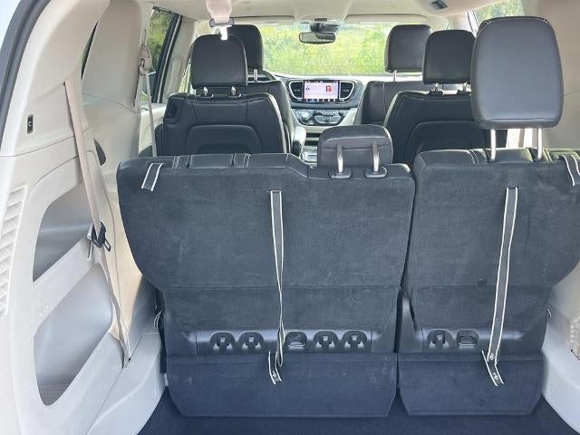 2022 Chrysler Pacifica Touring L FWD