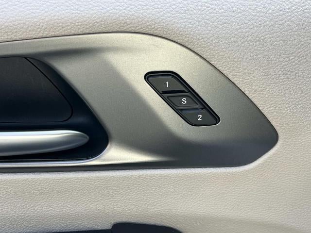2022 Chrysler Pacifica Touring L FWD