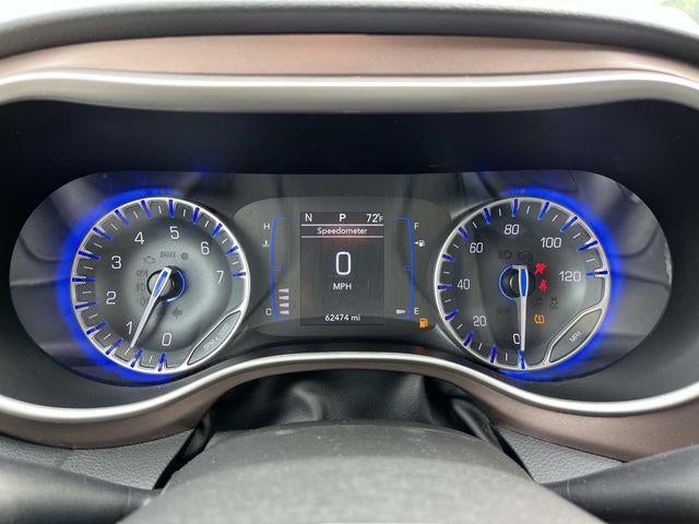 2023 Chrysler Voyager LX FWD