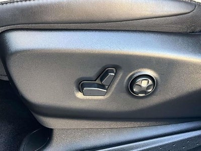 2026 Chrysler Pacifica Limited FWD