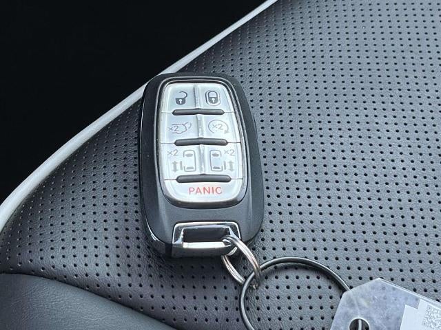 2026 Chrysler Pacifica Limited FWD