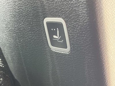 2025 Chrysler Pacifica Limited FWD