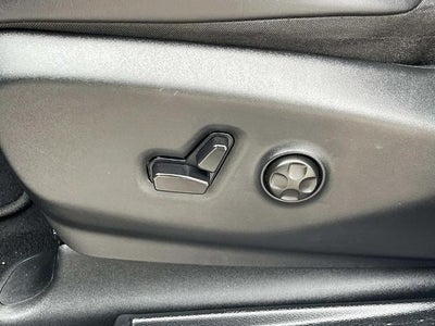 2025 Chrysler Pacifica Limited FWD