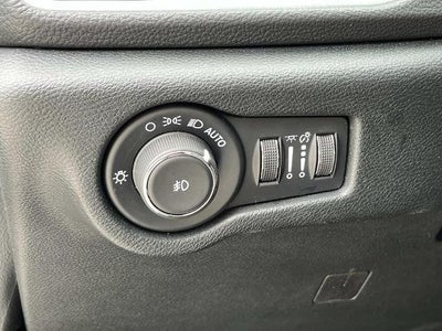 2025 Chrysler Pacifica Limited FWD