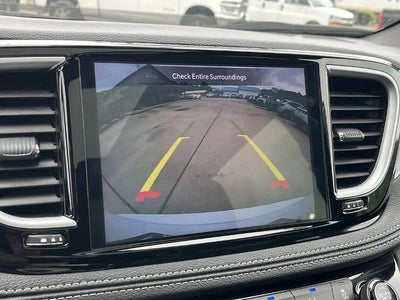 2025 Chrysler Pacifica Limited FWD