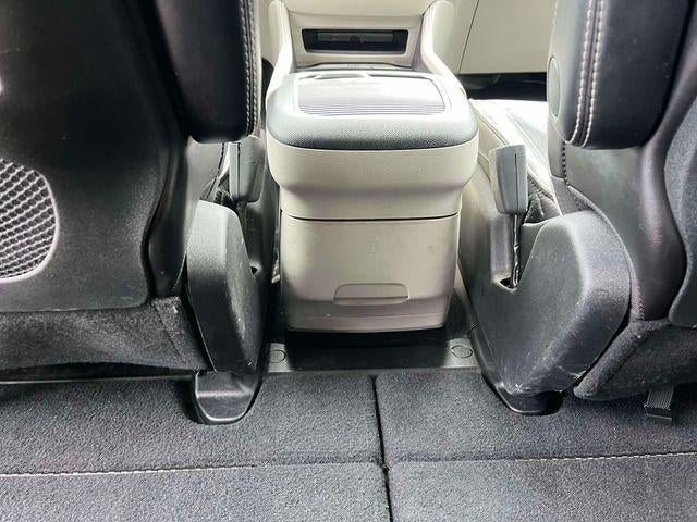 2024 Chrysler Pacifica Limited FWD