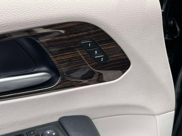 2024 Chrysler Pacifica Limited FWD