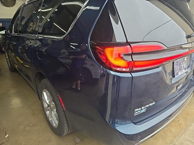 2022 Chrysler Pacifica Touring L AWD