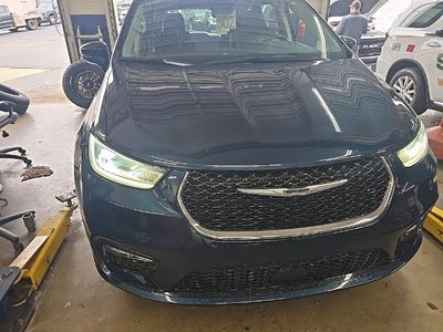 2022 Chrysler Pacifica Touring L AWD