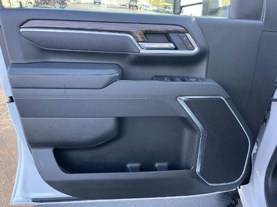 2025 Chevrolet Silverado 2500 HD Crew Cab Standard Box 4-Wheel Drive LT