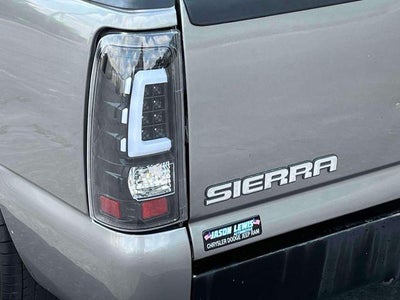 2006 GMC Sierra 1500 2WD Crew Cab Short Box SL