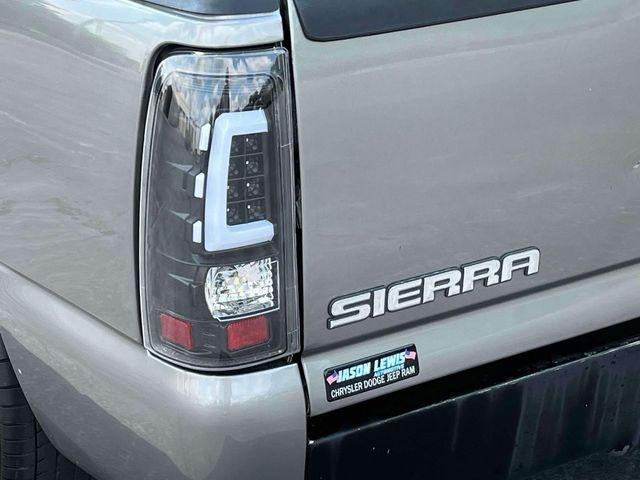 2006 GMC Sierra 1500 2WD Crew Cab Short Box SL