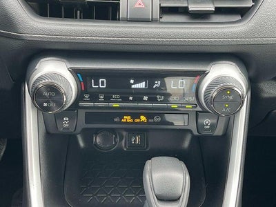 2023 Toyota RAV4 XLE FWD (GS)