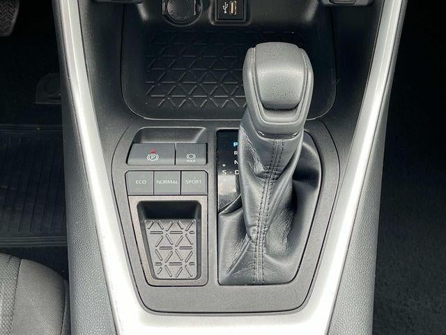 2023 Toyota RAV4 XLE FWD (GS)