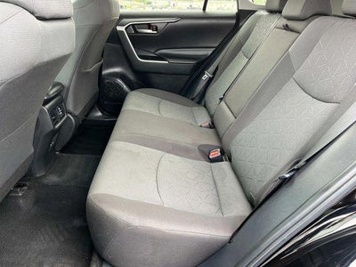 2023 Toyota RAV4 XLE FWD (GS)