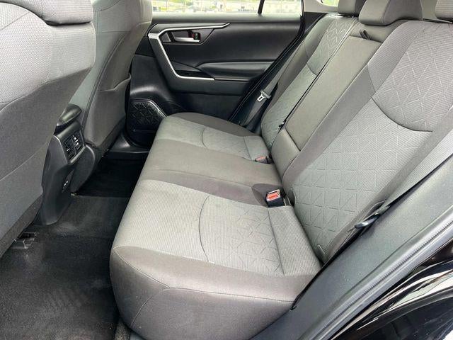2023 Toyota RAV4 XLE FWD (GS)