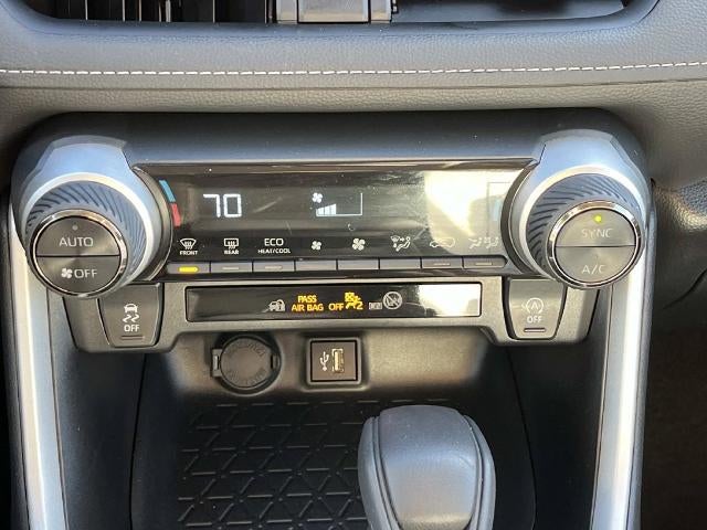 2025 Toyota RAV4 XLE FWD (GS)