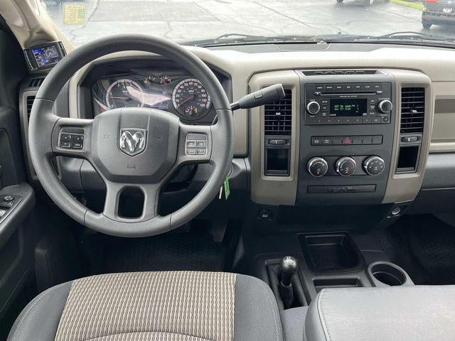 2012 RAM 3500 4WD Crew Cab 8 Ft Box ST