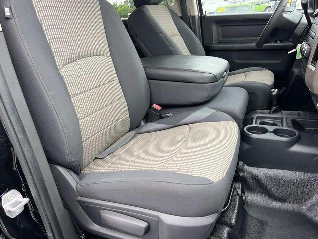 2012 RAM 3500 4WD Crew Cab 8 Ft Box ST