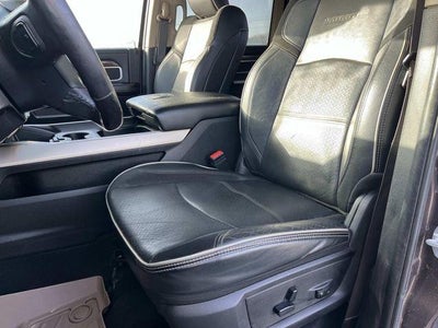 2019 RAM 3500 Laramie 4x4 Crew Cab 6'4" Box