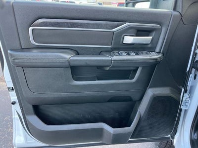 2024 RAM 3500 Big Horn 4x4 Crew Cab 8' Box