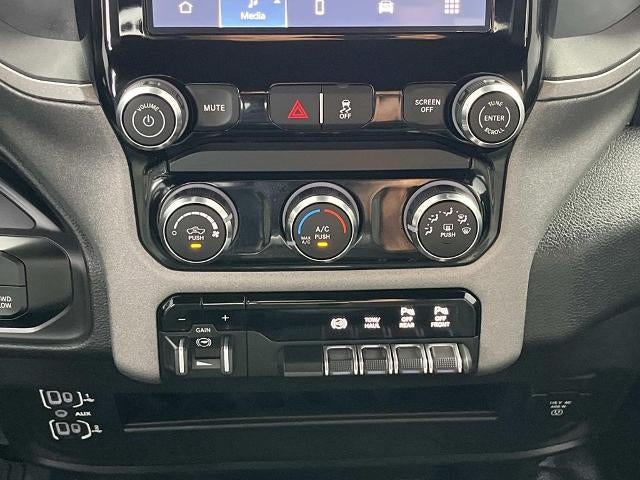 2025 RAM 3500 Tradesman 4x4 Crew Cab 8' Box