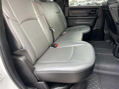 2025 RAM 3500 Tradesman 4x4 Crew Cab 8' Box