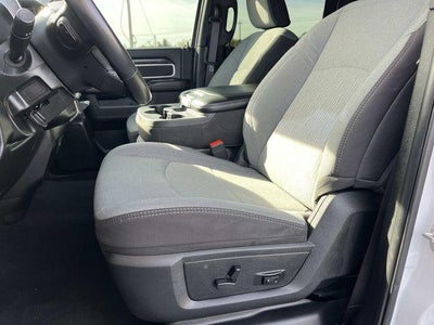 2024 RAM 3500 Big Horn 4x4 Crew Cab 8' Box
