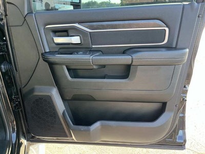 2024 RAM 3500 Big Horn 4x4 Crew Cab 8' Box