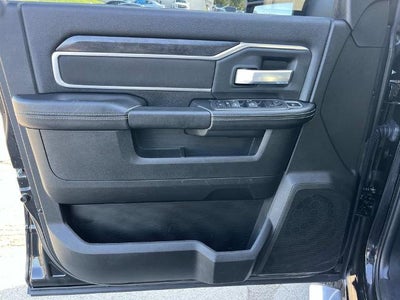 2024 RAM 3500 Big Horn 4x4 Crew Cab 8' Box