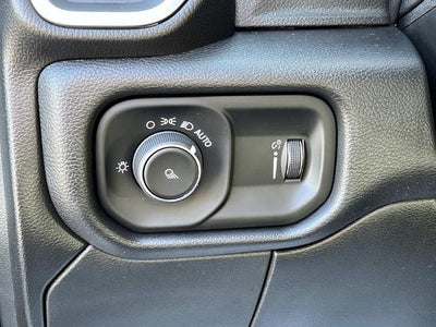 2024 RAM 3500 Big Horn 4x4 Crew Cab 8' Box