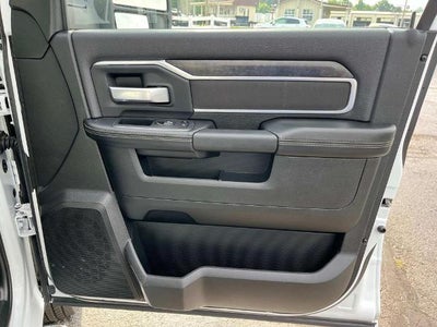 2024 RAM 3500 Big Horn 4x4 Crew Cab 8' Box