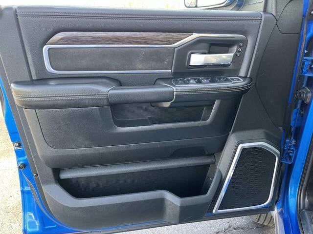 2020 RAM 3500 Laramie 4x4 Crew Cab 8' Box