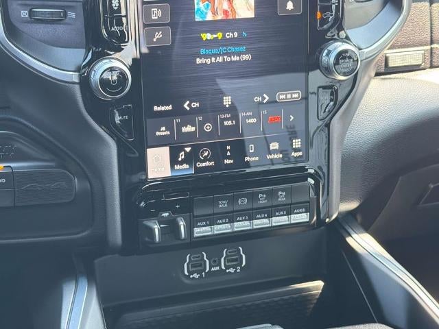 2023 RAM 3500 Laramie 4x4 Crew Cab 8' Box