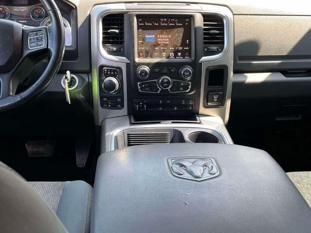2016 RAM 1500 4WD Crew Cab 5.7 Ft Box Big Horn