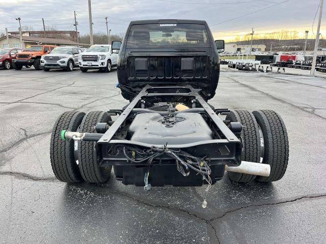 2024 RAM 5500 Chassis Cab Tradesman 4x2 Reg Cab 84" CA 168.5" WB
