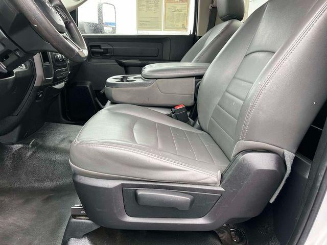 2017 RAM 5500 Chassis Cab Tradesman 4x2 Reg Cab 84" CA 168.5" WB