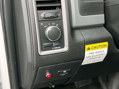 2017 RAM 5500 Chassis Cab Tradesman 4x2 Reg Cab 84" CA 168.5" WB