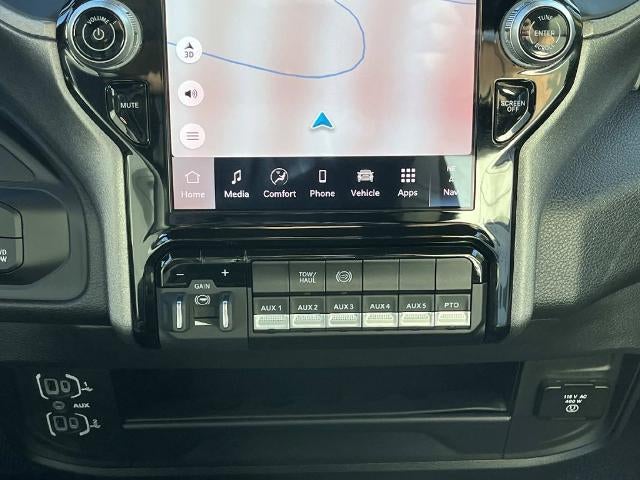 2026 RAM 5500 Chassis Cab Tradesman 4x4 Crew Cab 60" CA 173.4" WB