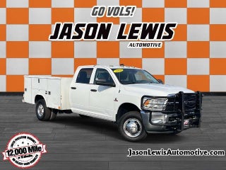 2014 RAM 3500 2WD Crew Cab 172" WB 60" CA Tradesman