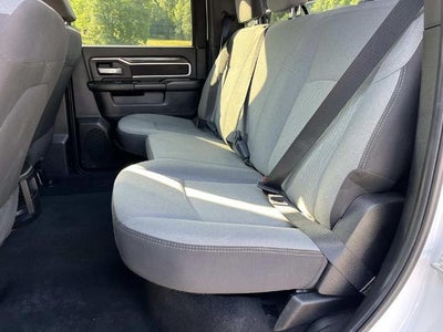 2024 RAM 3500 Chassis Cab SLT 4WD Crew Cab 60" CA 172.4" WB