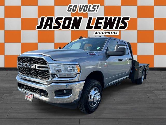 2023 RAM 3500 Chassis Cab Tradesman 4WD Crew Cab 60" CA 172.4" WB